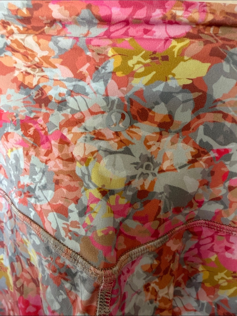 Lululemon aligns - Inflorescence Multi - Picture 3 of 5